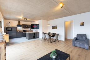 Pitlane Apartment 3